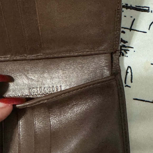Gucci Brown and Tan Wallet - Picture 6 of 6